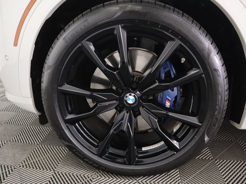 Certified 2024 BMW X7 M60i w/ Executive Package image 32