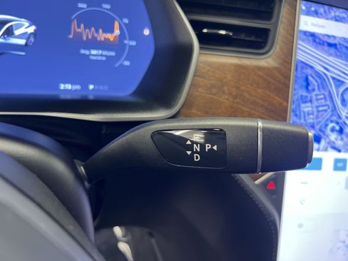 Used 2020 Tesla Model S Long Range Plus image 20