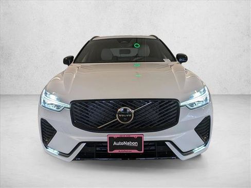 New 2026 Volvo XC60 B5 Plus w/ Climate Package AWD/4WD image 6