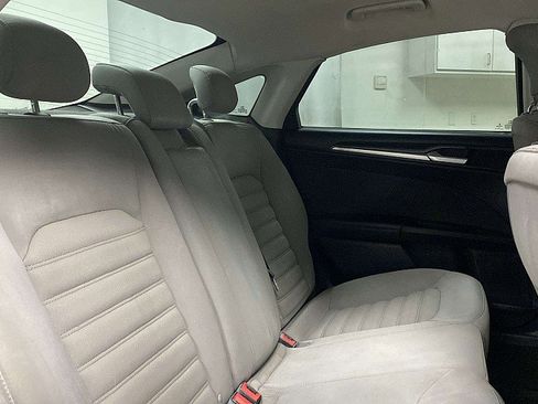 Used 2014 Ford Fusion S image 27