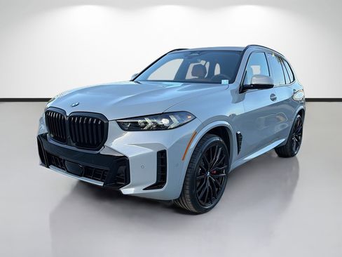 New 2026 BMW X5 xDrive40i w/ M Sport Package AWD/4WD image 7