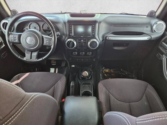Used 2013 Jeep Wrangler Rubicon w/ PWR Convenience Group AWD/4WD image 16