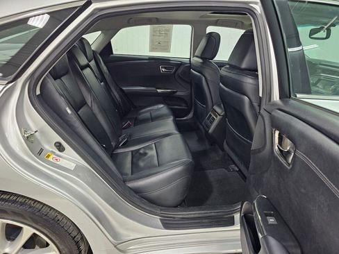 Used 2013 Toyota Avalon XLE Touring image 18