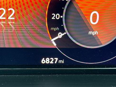 Used 2025 Volkswagen Atlas Peak Edition SE image 25