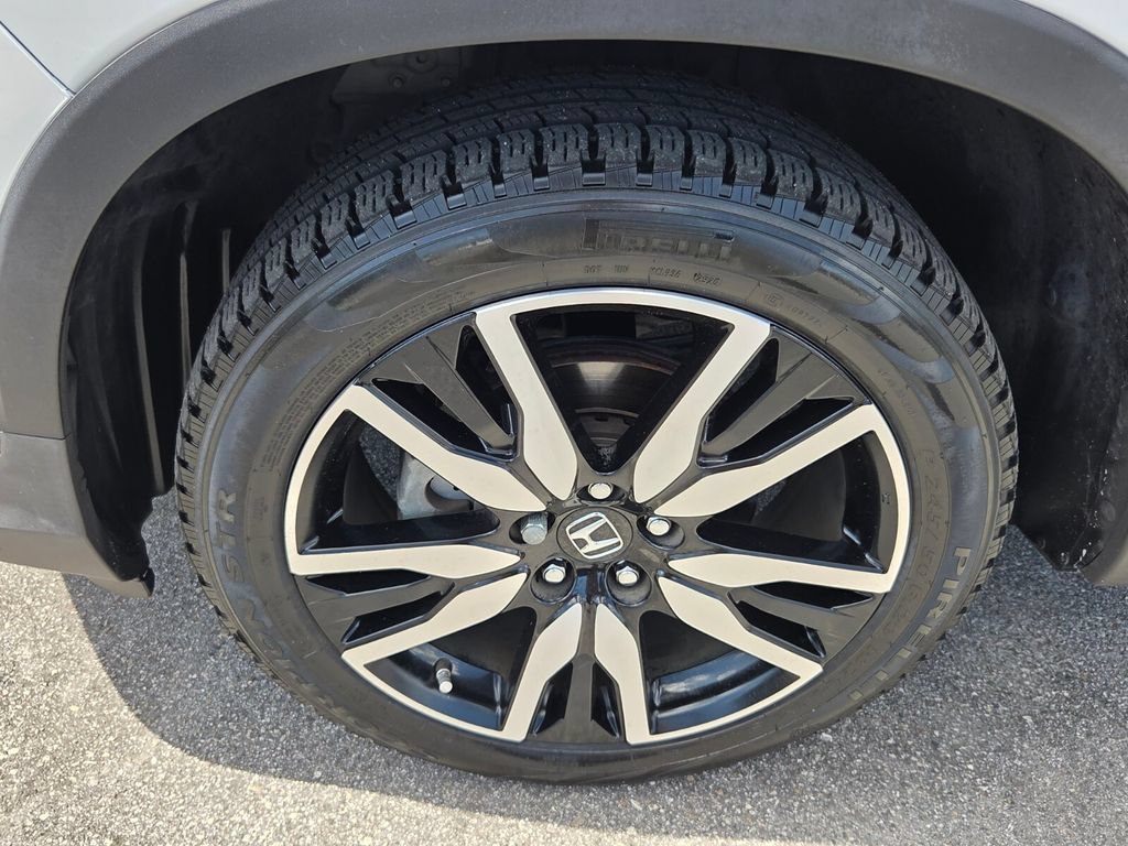 Used 2021 Honda Pilot Touring image 10