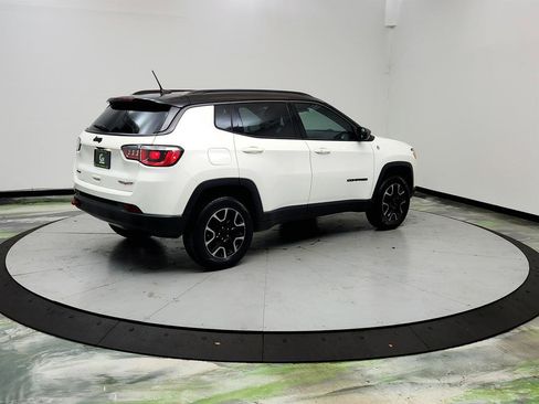 Used 2019 Jeep Compass Trailhawk AWD/4WD image 5