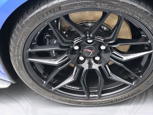 Used 2023 Chevrolet Corvette Z06 RWD image 23