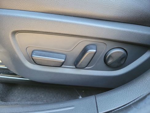 Certified 2025 MAZDA CX-50 2.5 Hybrid w/ Weather Package image 19