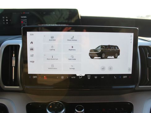 New 2025 Ford Expedition Active AWD/4WD image 32