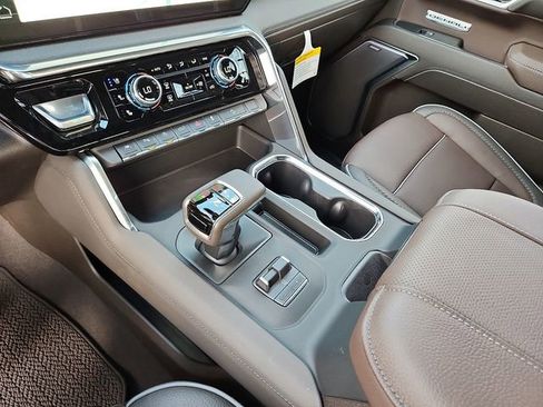 New 2026 GMC Sierra 1500 Denali w/ Technology Package AWD/4WD image 19