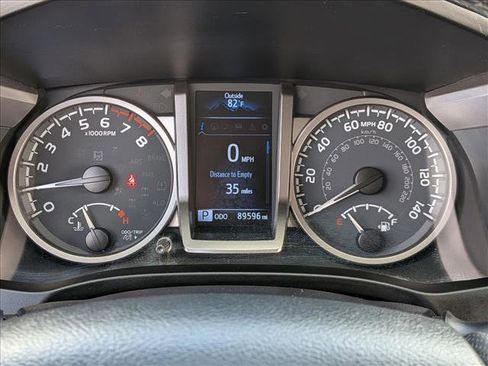 Used 2020 Toyota Tacoma SR5 image 11