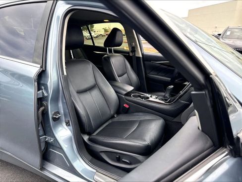 Used 2018 INFINITI Q50 Luxe w/ Sensory Package (Luxe) RWD image 29