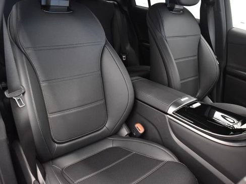 New 2026 Mercedes-Benz GLC 300 4MATIC image 6