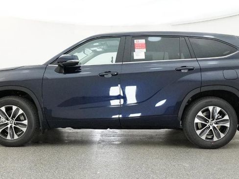 New 2026 Toyota Highlander XLE AWD/4WD image 19