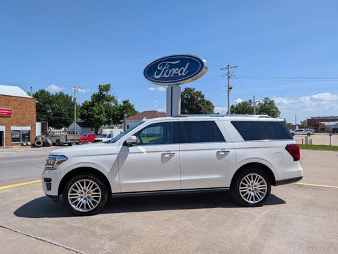 Used 2023 Ford Expedition Max Limited AWD/4WD image 1
