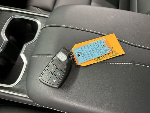 Certified 2024 GMC Acadia Elevation w/ Luxury Package image 12