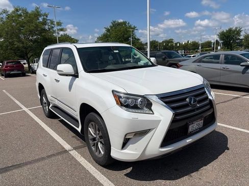 Used 2015 Lexus GX 460 Luxury AWD/4WD image 3