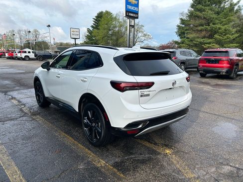 Used 2023 Buick Envision Essence w/ Sport Touring Package image 9
