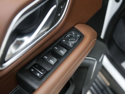 Used 2023 Chevrolet Tahoe High Country w/ Premium Package image 27