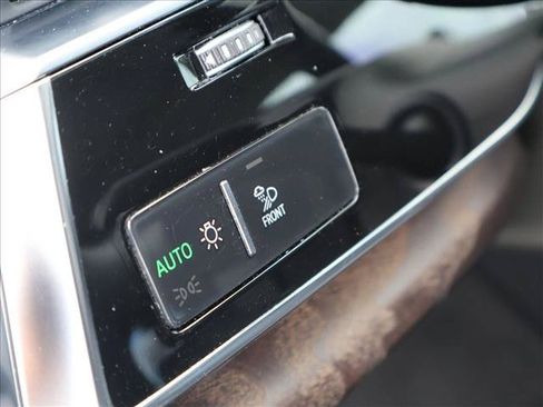 Used 2022 Audi Q7 3.0T Prestige AWD/4WD image 13