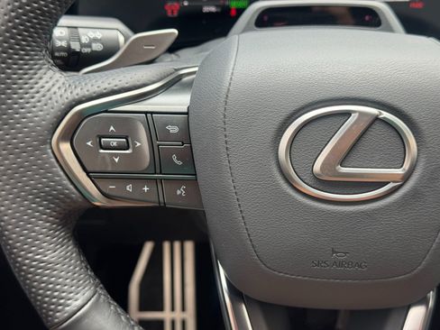 Used 2025 Lexus TX 500h AWD w/ Technology Package image 21