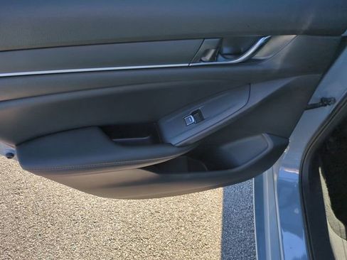 Used 2021 Honda Accord Sport Special Edition image 25
