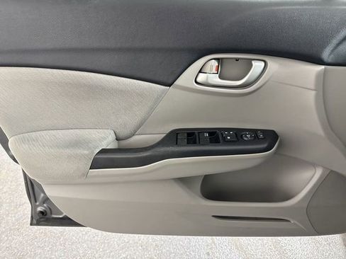 Used 2013 Honda Civic LX image 18