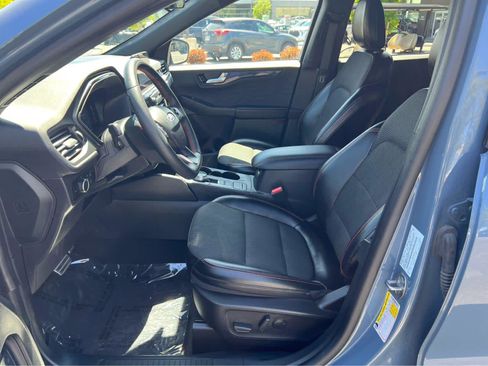 Used 2023 Ford Escape ST-Line AWD/4WD image 27