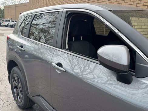 New 2026 Nissan Rogue SV w/ Cold Weather Package AWD/4WD image 5