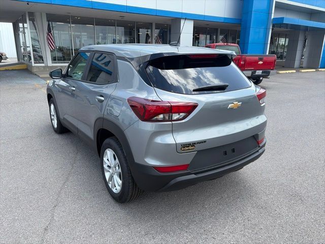 New 2026 Chevrolet TrailBlazer LS w/ LS Convenience Package FWD image 4