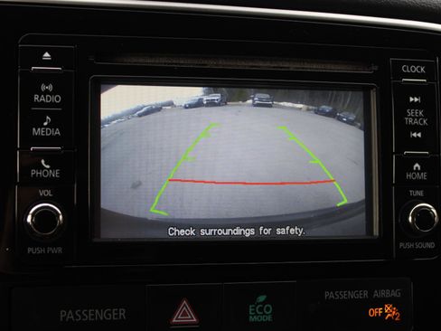 Used 2017 Mitsubishi Outlander ES image 12