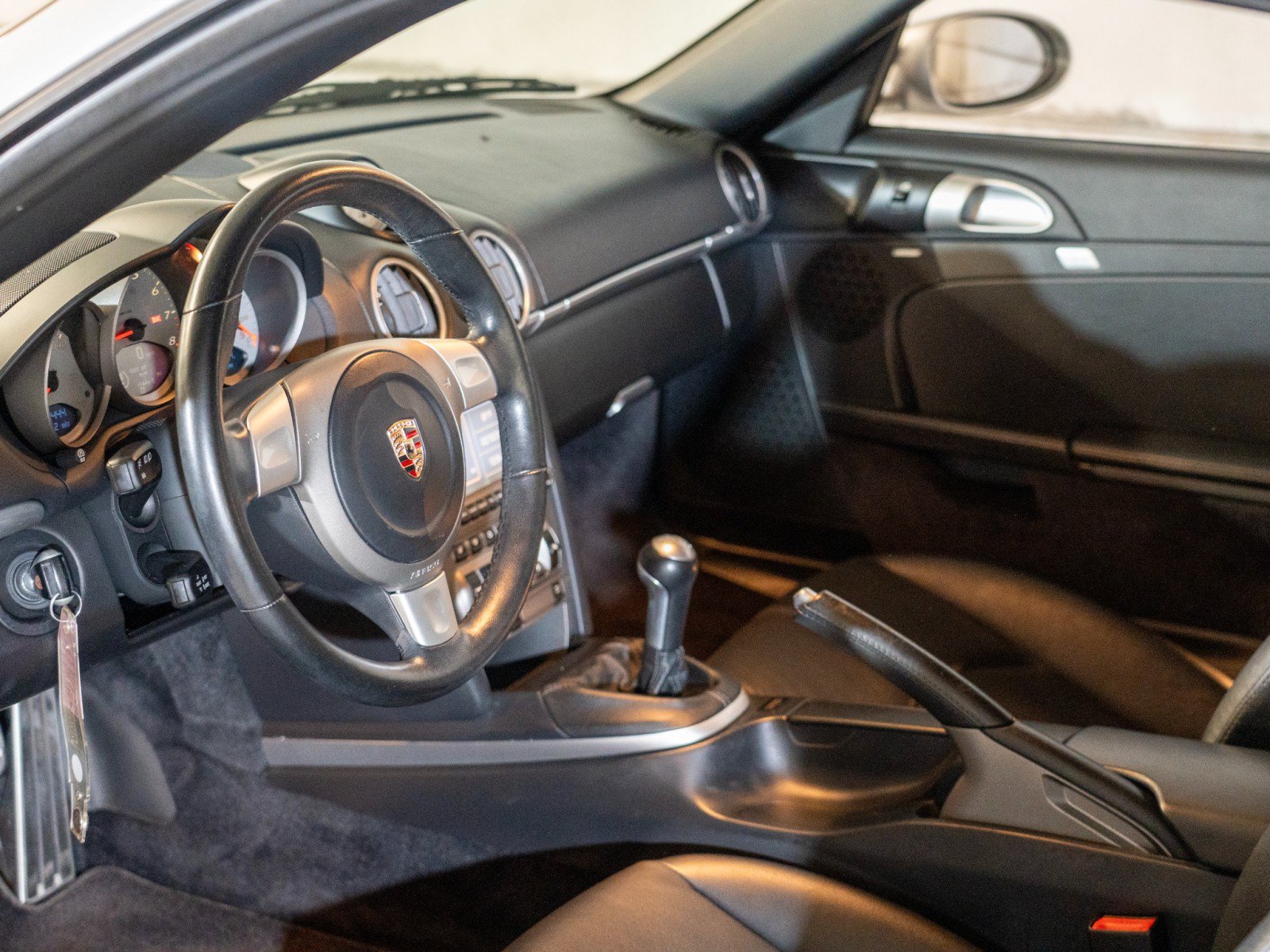 Used 2006 Porsche Cayman S RWD image 16