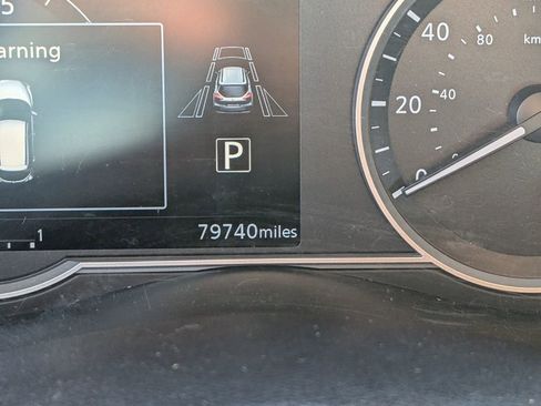 Used 2020 Nissan Kicks SV image 25