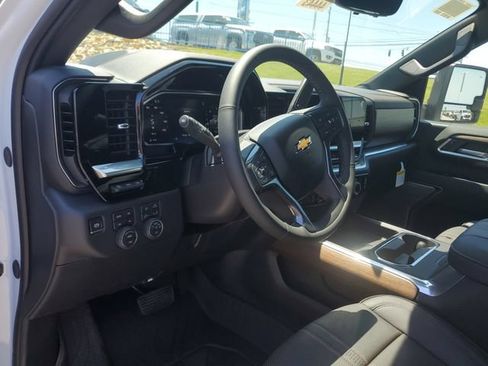 New 2026 Chevrolet Silverado 2500 High Country w/ High Country Premium Package AWD/4WD image 20