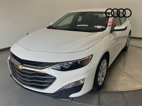 Used 2024 Chevrolet Malibu LT FWD image 3