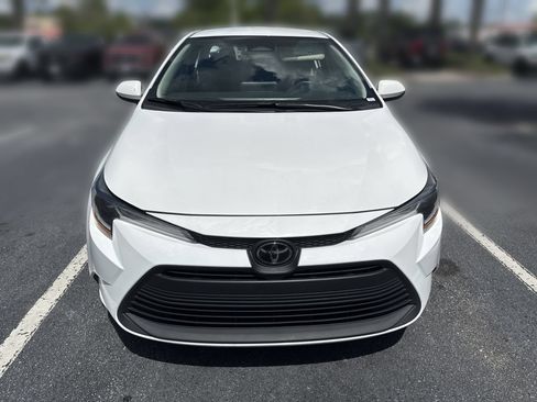 Used 2024 Toyota Corolla LE FWD image 10