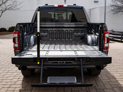 Used 2023 Ford F150 Platinum w/ FX4 Off-Road Package image 22