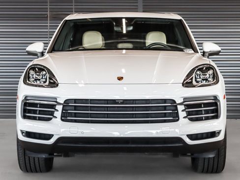 Certified 2023 Porsche Cayenne image 8