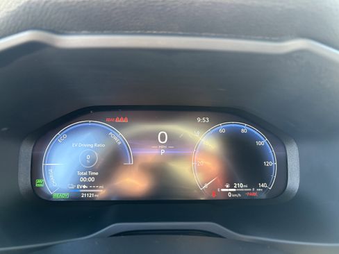 Used 2024 Toyota RAV4 XSE w/ Weather Package image 4