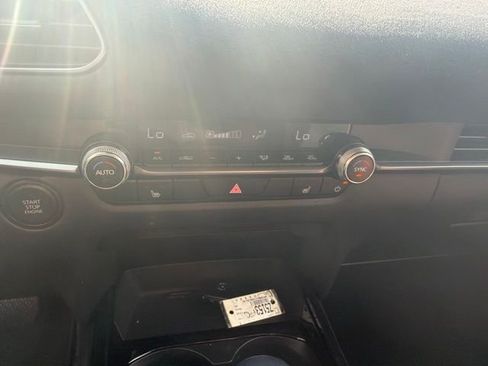 Used 2025 MAZDA CX-30 Carbon AWD/4WD image 17