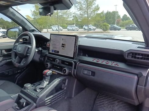 Used 2025 Toyota 4Runner TRD Pro AWD/4WD image 34