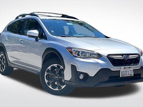 Used 2021 Subaru Crosstrek 2.0i Premium w/ Moonroof Package AWD/4WD image 12