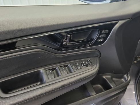 Used 2024 Honda Odyssey Touring image 28