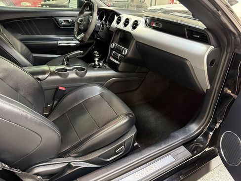 Used 2015 Ford Mustang GT Premium RWD image 30