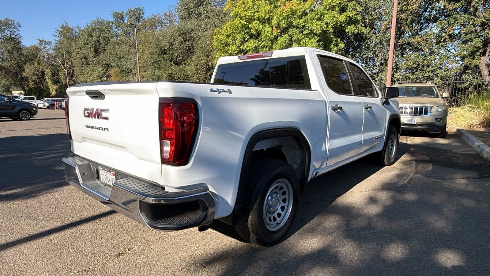Used 2023 GMC Sierra 1500 Pro AWD/4WD image 5