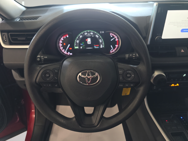 Used 2023 Toyota RAV4 LE FWD image 14