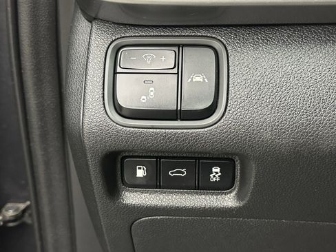 Used 2020 Kia Optima LX image 17