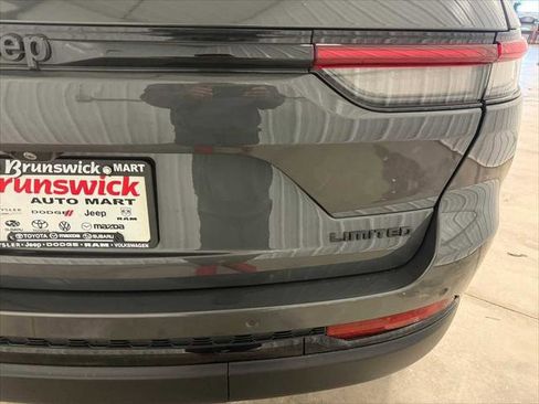 Certified 2020 Jeep Grand Cherokee Laredo w/ Quick Order Package 2BN North image 18