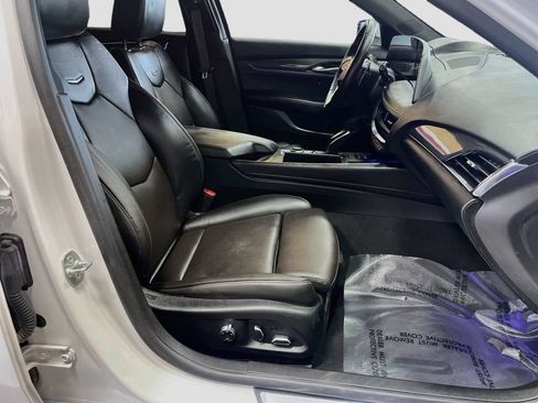 Used 2025 Cadillac CT5 Sport w/ Technology Package RWD image 29