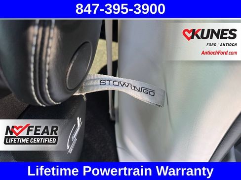 Used 2023 Chrysler Pacifica Touring-L FWD image 25